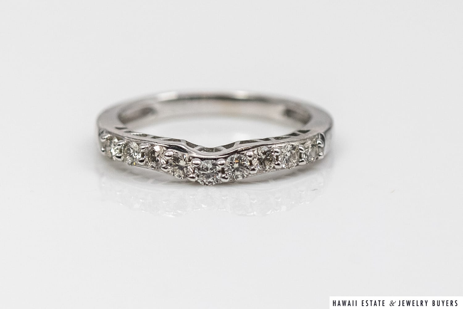1.9g 14KWG 0.40ctw DIAMOND FITTED BAND SIZE 4.5 - Image 4