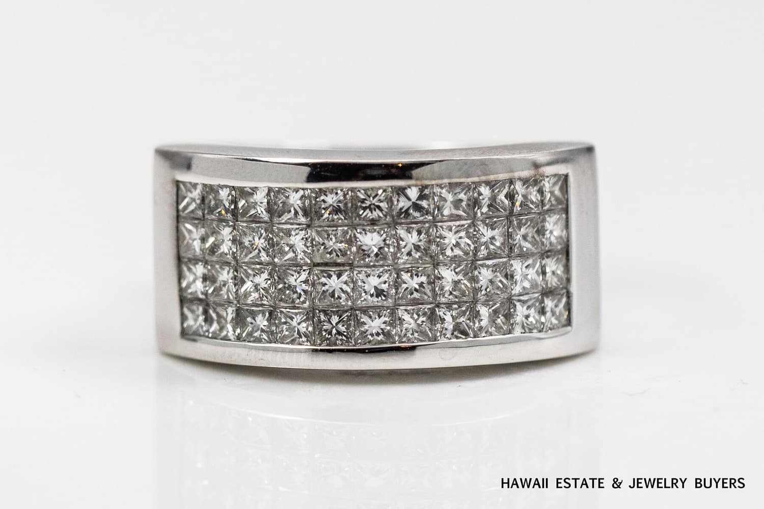 14.6g 18KWG 2.50ctw INVISIBLE SET PRINCESS CUT DIAMOND RING SIZE 7.5 - Image 4