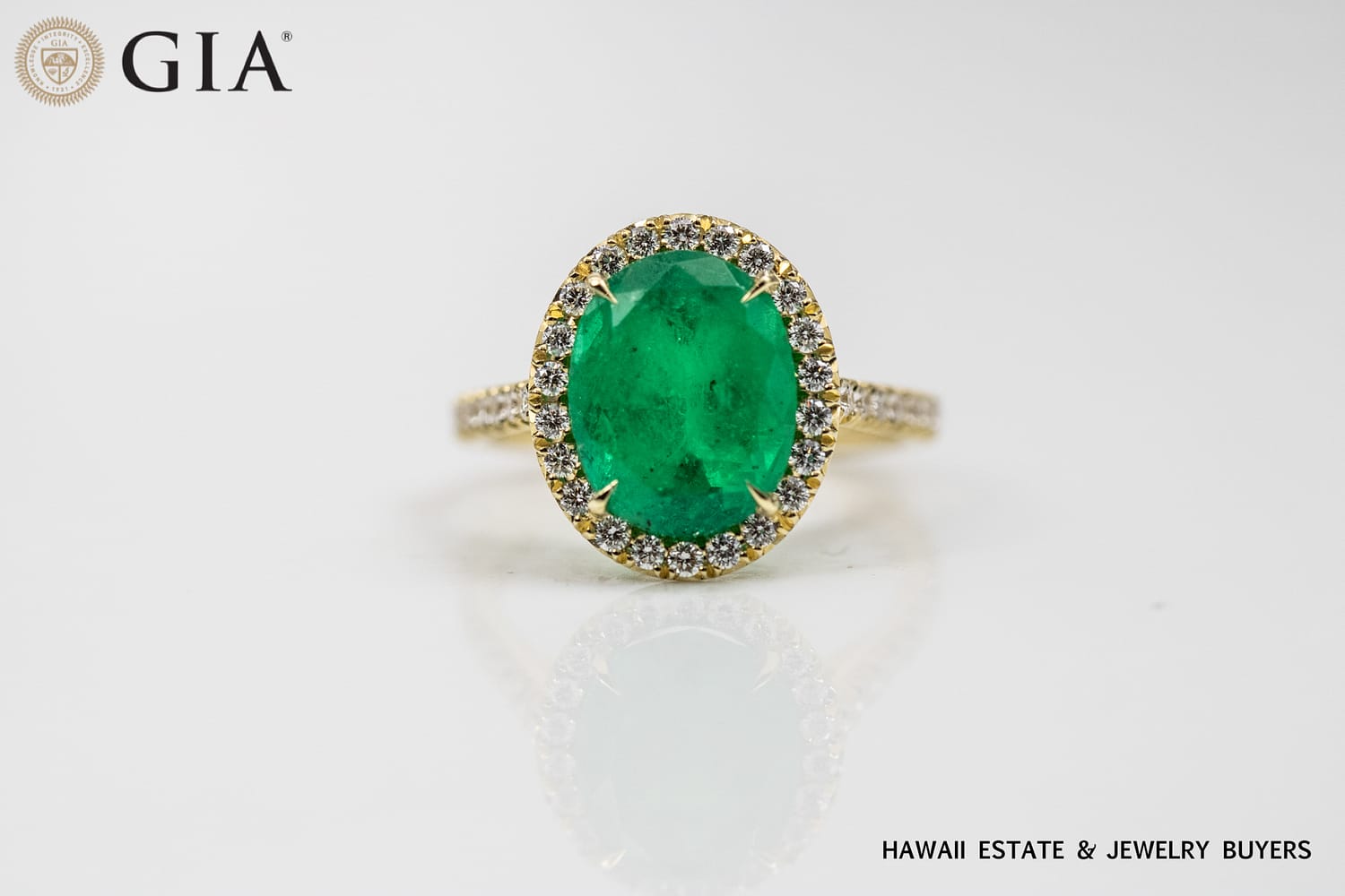 GIA 4.2g 18KYG 3.52ct OVAL COLOMBIAN EMERALD and 0.43ctw DIAMOND RING SIZE 5 - Image 4