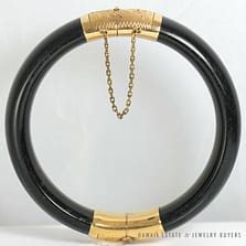 VINTAGE BLACK JADE 12MM 14K YELLOW GOLD HINGED BANGLE BRACELET