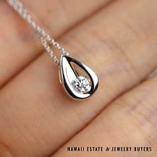 2.5g 14KWG 0.15ct Diamond SI/GH Adjustable Pendant 18” Chain