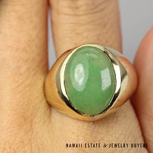 Jade Green Oval 14K Yellow Gold Gypsy Ring Size 10 12.3g