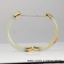 Gray and Red Jade 14k Yellow Gold Hinged Bangle Bracelet Size 7.75, - Image 3
