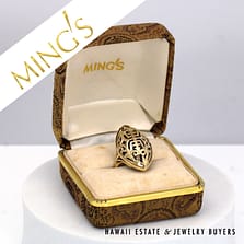 Ming's 14K Yellow Gold Navette Shou with Black Jade Insert Ring Size 5.75 With Box