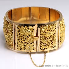 VINTAGE BARANTI THAI SECTIONAL HAND ENGRAVED 18K YELLOW GOLD LARGE LINK BRACELET