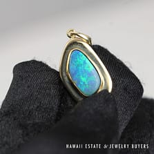 Boulder Opal 18K Yellow Gold Pendant 20x12.5mm