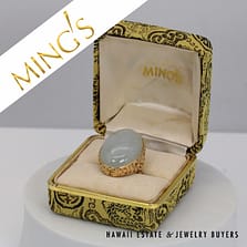 Ming's 14K Yellow Gold Pale Grey Jade Ring Size 6 With Box