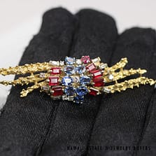 0.40ctw Diamond 0.40ctw Ruby 1.25ctw Sapphire 18k Yellow Gold Brooch 63x17mm, 11g