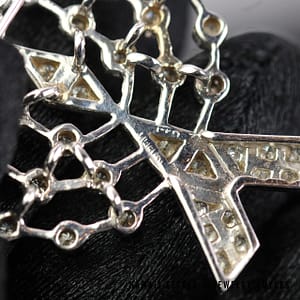 1.25ctw Diamond 14K White Gold Menorah Brooch, 39x31mm - Image 2