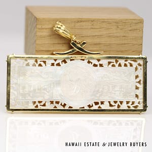 Na Hoku 0.12ctw Diamond Rare Mother of Pearl Gambling Chip 18k Yellow Gold Pendant Measures 70x49mm, 20.7g - Image 2