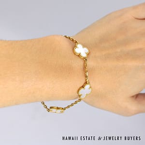 Van Cleef Vintae Alhombra Gold and Mother of Pearl Bracelet SIZE 7 #2696-03 - Image 2