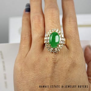 GIA Natural Imperial A Jadeite Jade Cab and 3.86ctw VS/GH Diamond 18K Ring - Image 3