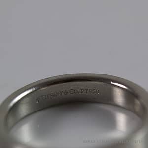 AUTHENTIC TIFFANY & CO. FLAT WEDDING BAND RING IN PLATINUM 4MM (SZ 8) - Image 4