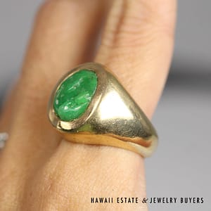 David Lin Carved Green Jade 14K Yellow Gold Ring Size 10 - Image 4