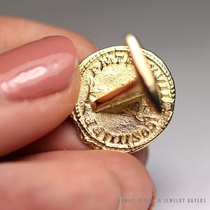 VINTAGE ANTONIUS PIUS V YELLOW GOLD COIN CUFF LINKS - Image 3