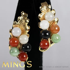 VINTAGE MING'S HAWAII 3.5CM JADE MULTI COLOR BEAD 14K YELLOW GOLD LEAF CLIP EAR