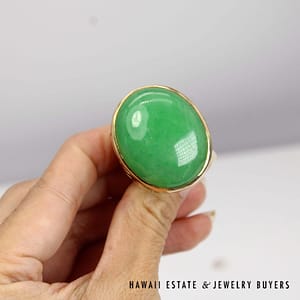 Green Jade Gentleman’s 14K Yellow Gold Ring Size 10.75