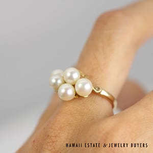 Ming's Pearl Cluster 14K Yellow Gold Ring Size 7 - Image 5