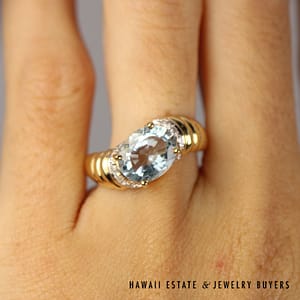 2.50ct Aquamarine & 0.04ctw Diamond 14k Yellow Gold ring Size 7