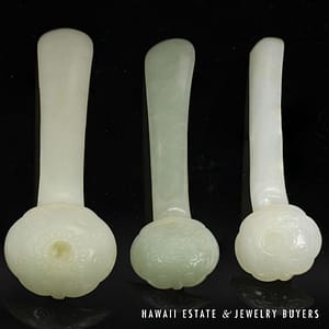 Set of 3 Qing Era Carved Mutton Fat Jade and Nephrite Hair Pins. - Image 2