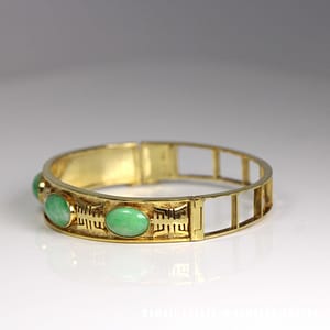 Apple Green Jade Cab Hinged 14K Yellow Gold Bangle Bracelet Size 7.25 - Image 2
