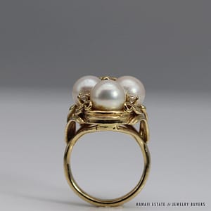 MING'S 14KYG THREE PEARL CLUSTER W/ 0.12ctw DIAMOND RING SIZE 5.75 - Image 9