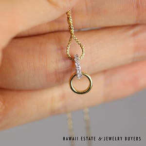 0.22ct Diamond Circle Pendant 18k Yellow Gold with 18" Adjustable Chain, 2.7g - Image 2