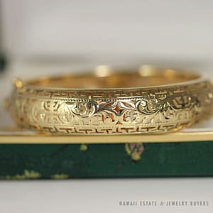 MING'S HAWAII CHINESE CHARACTER 14K YELLOW GOLD HINGED BANGLE BRACELET W/ BOX - Image 3