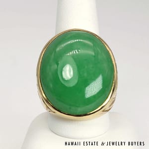 Green Jade Gentleman’s 14K Yellow Gold Ring Size 10.75