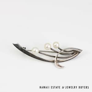 Mikimoto Sterling Silver Three Pearl Brooch 50x20mm - Image 7