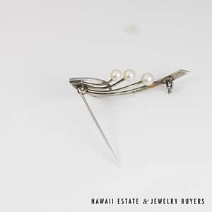 Mikimoto Sterling Silver Three Pearl Brooch 50x20mm - Image 5