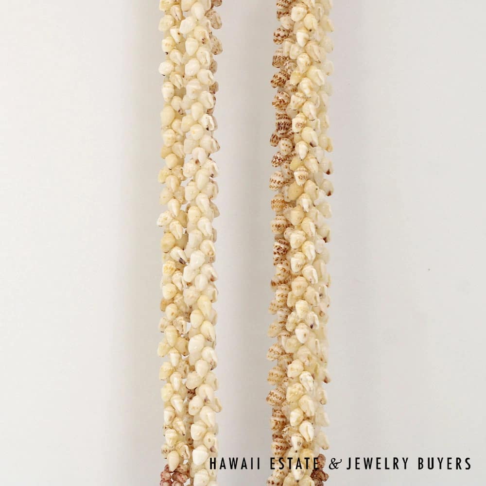 Three-Strand Ni'ihau Shell Lei: 38 inch Kipona Pikake Momi. - Image 6