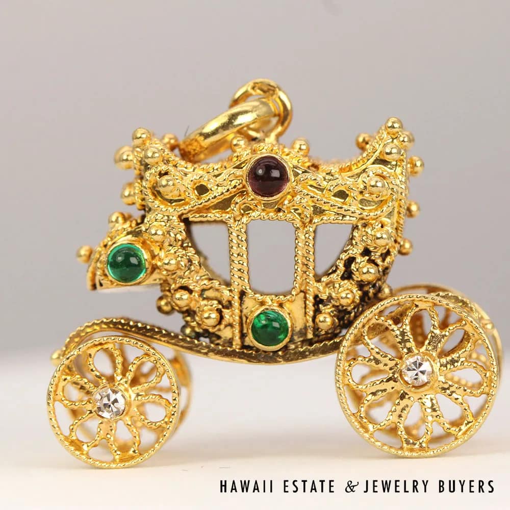 MOVEABLE CARRIAGE 18K YELLOW GOLD PENDANT WITH COLORED STONE ACCENTS 11.9g