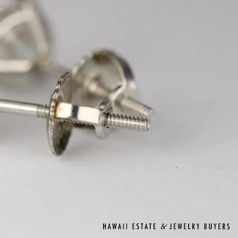 2CTW DIAMONDS SET IN PLATINUM MARTINI SCREWBACK EARRINGS (1CT each side!) - Image 4