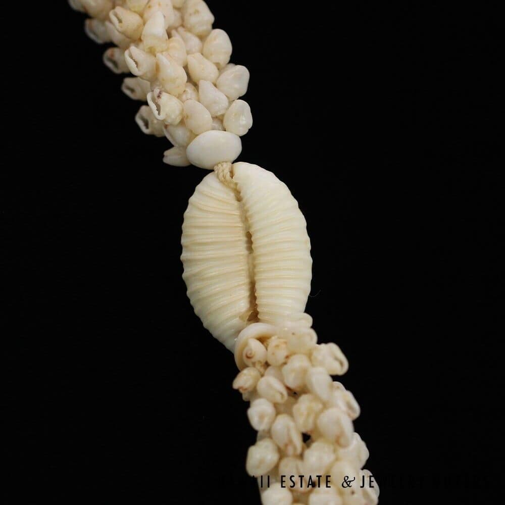 Three Strand Ni'ihau Shell Lei: Pikake Momi Lenalena 36 inches #2778-15 - Image 11