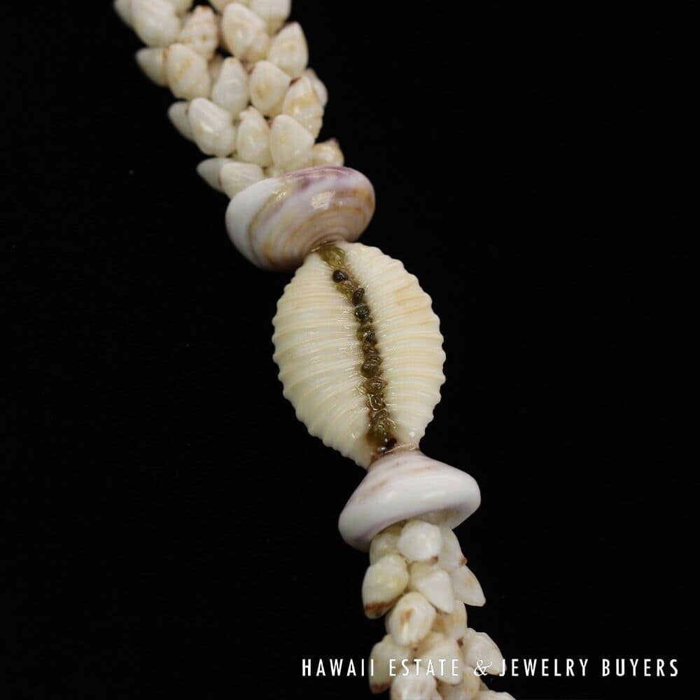 Double Strand Ni'ihau Shell Lei: Pikake Momi 51 inches #SC2017-01 - Image 4