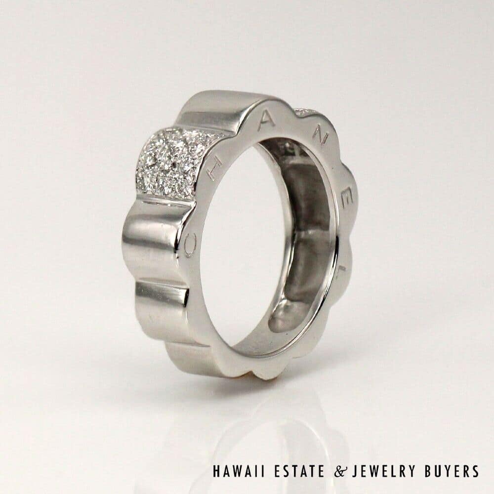 Chanel 18K White Gold Camelia Diamond Ring SIZE 48 (US size 4.5) *3069-02