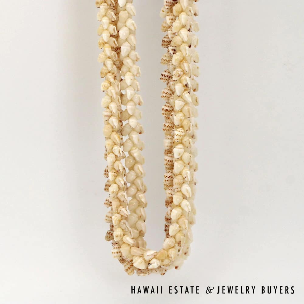 Three-Strand Ni'ihau Shell Lei: 38 inch Kipona Pikake Momi. - Image 8