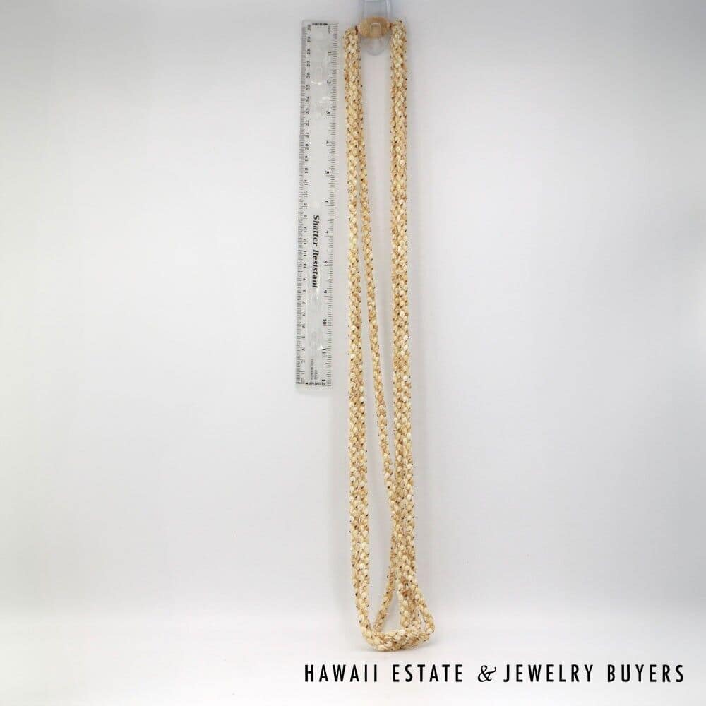 3-Strand Ni'ihau Shell Lei: 41" Poe'Poe Paha Momi Lenalena Kua Ele #111623-01 - Image 3