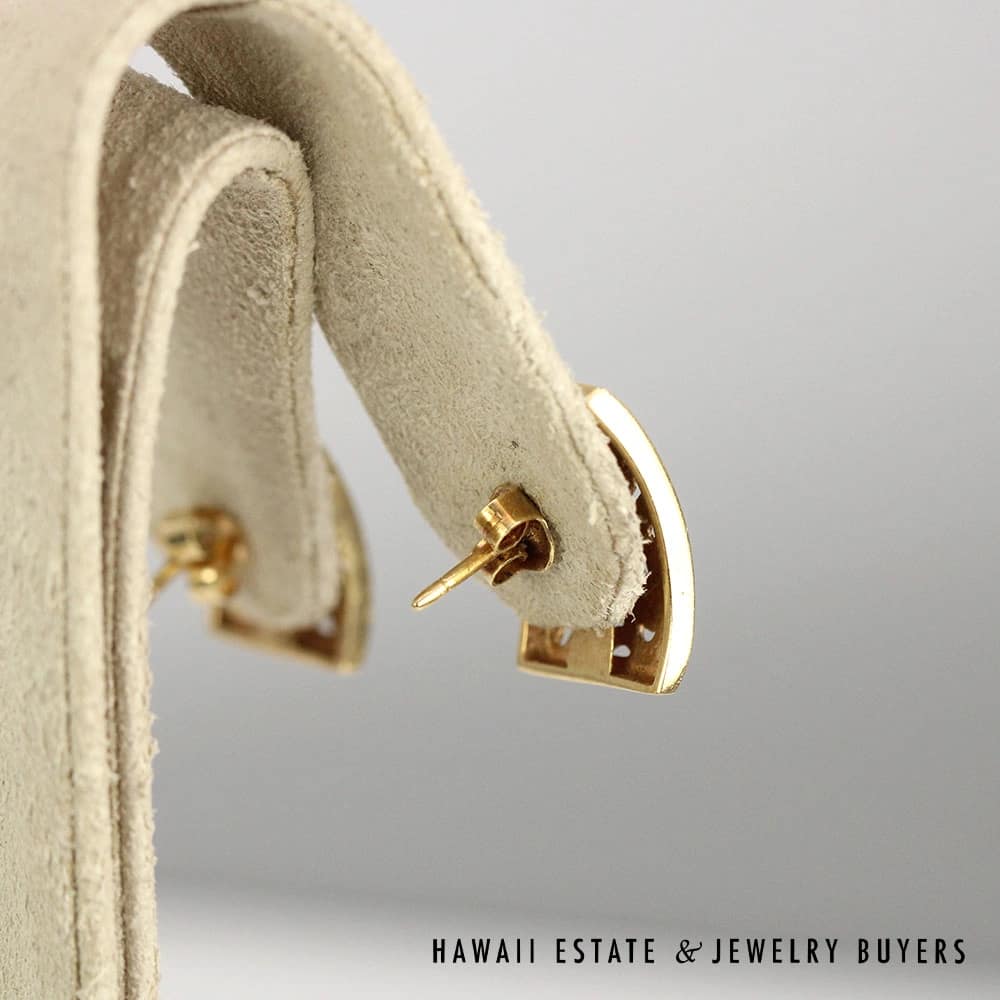 Ming's Bird in Plum 18x13mm Rectangle 4.5g 14K Yellow Gold Earrings - Image 3