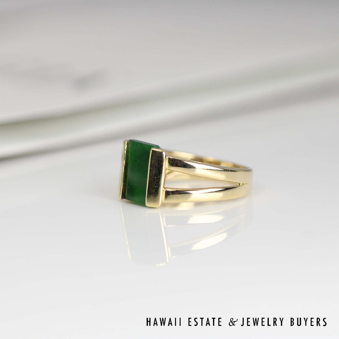 GIA Omphacite Green Jade 14K Yellow Gold Ring SIZE 6 - Image 4