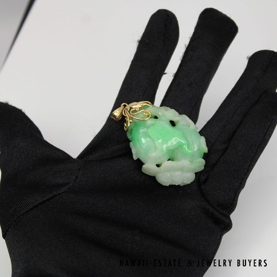 GIA Moss in Snow Jade Carved Frog 32.3g 14KYG Pendant Measures 48