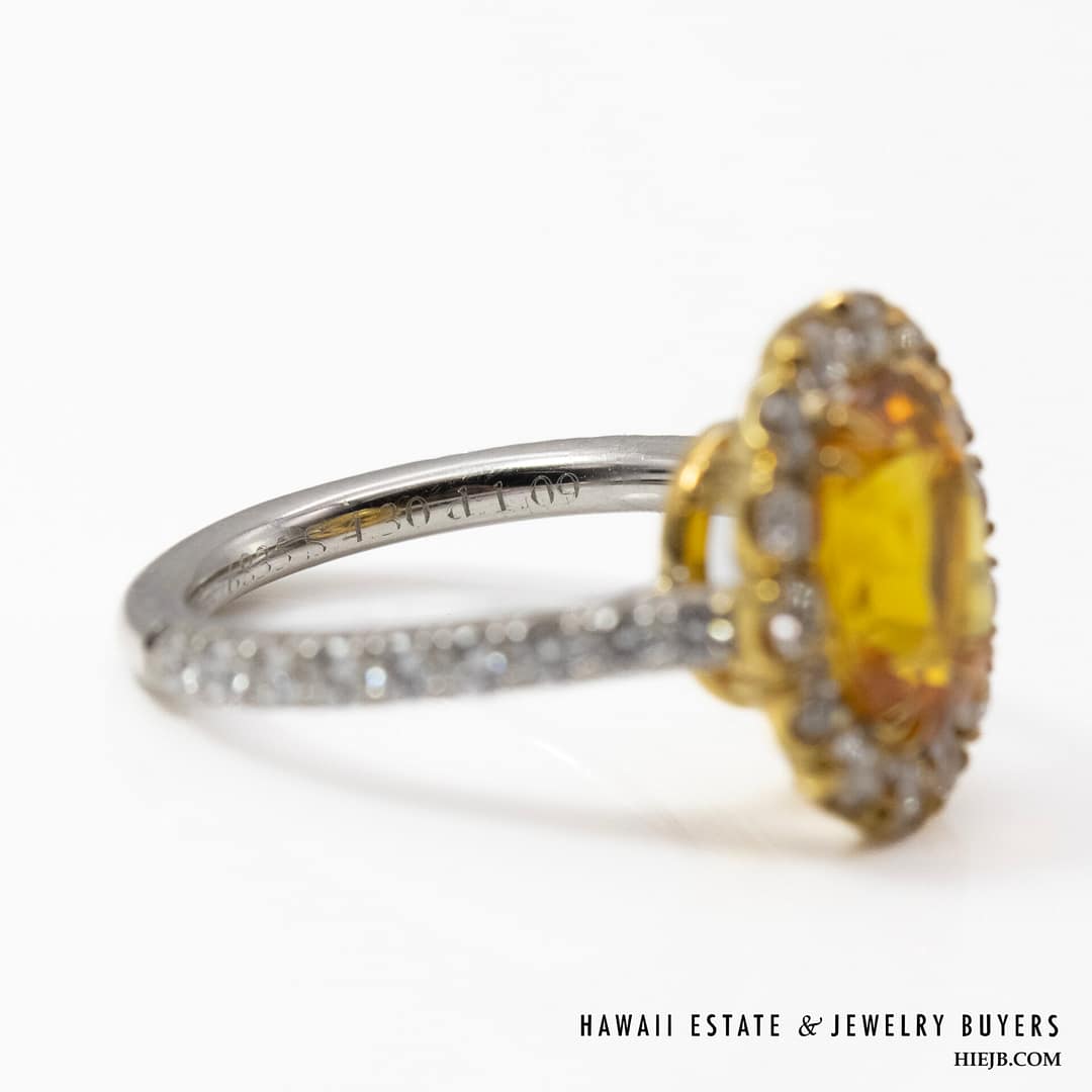 GIA CERTIFIED 5.6g 18K2T 4.30ct ORANGY YELLOW SAPPHIRE OVAL 1.09ctw DIAMOND VS/GH HELENA RING SIZE 5 - Image 4