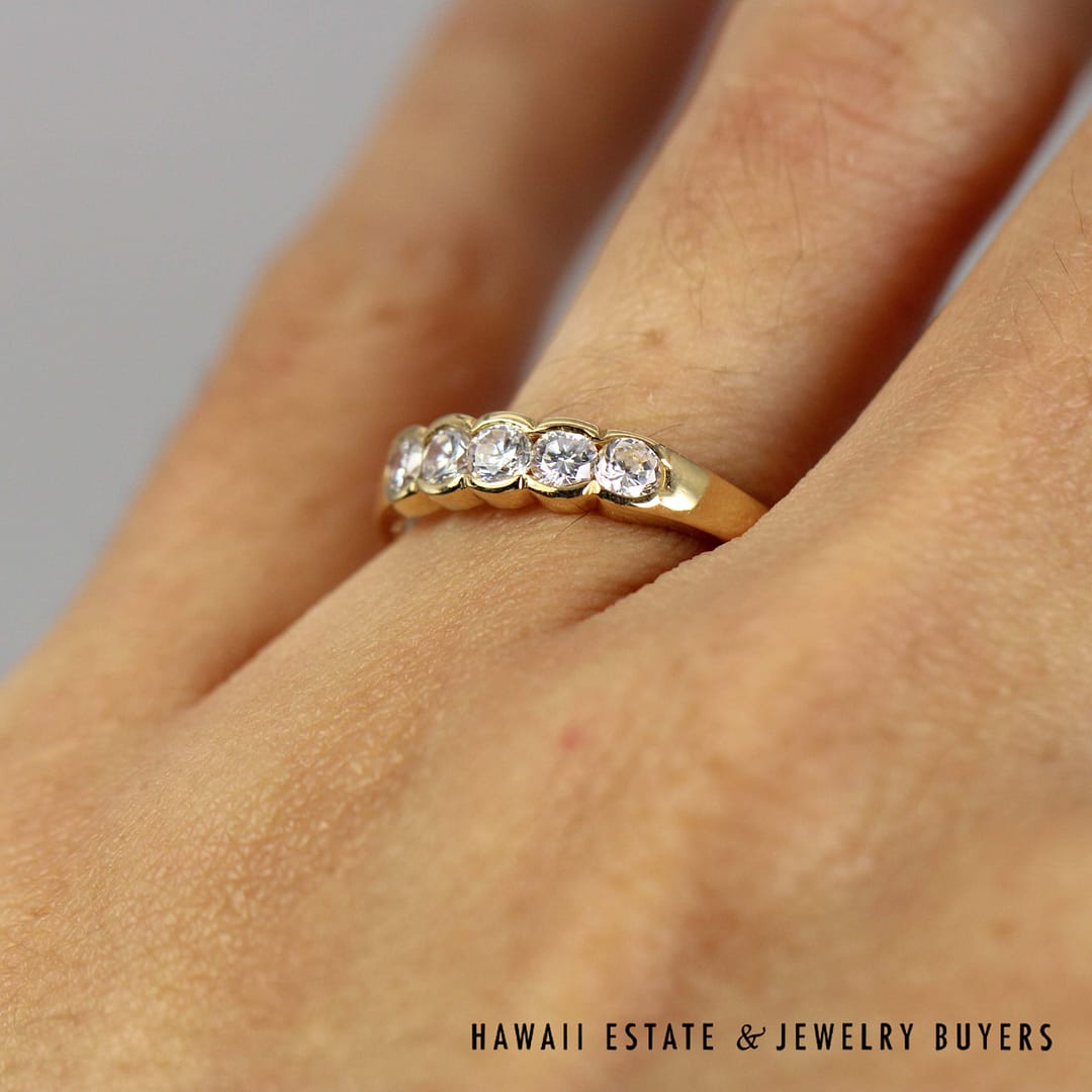 0.50ctw Diamond Half Bezel 18k Yellow Gold Band Size 6.25, 3.2g - Image 4