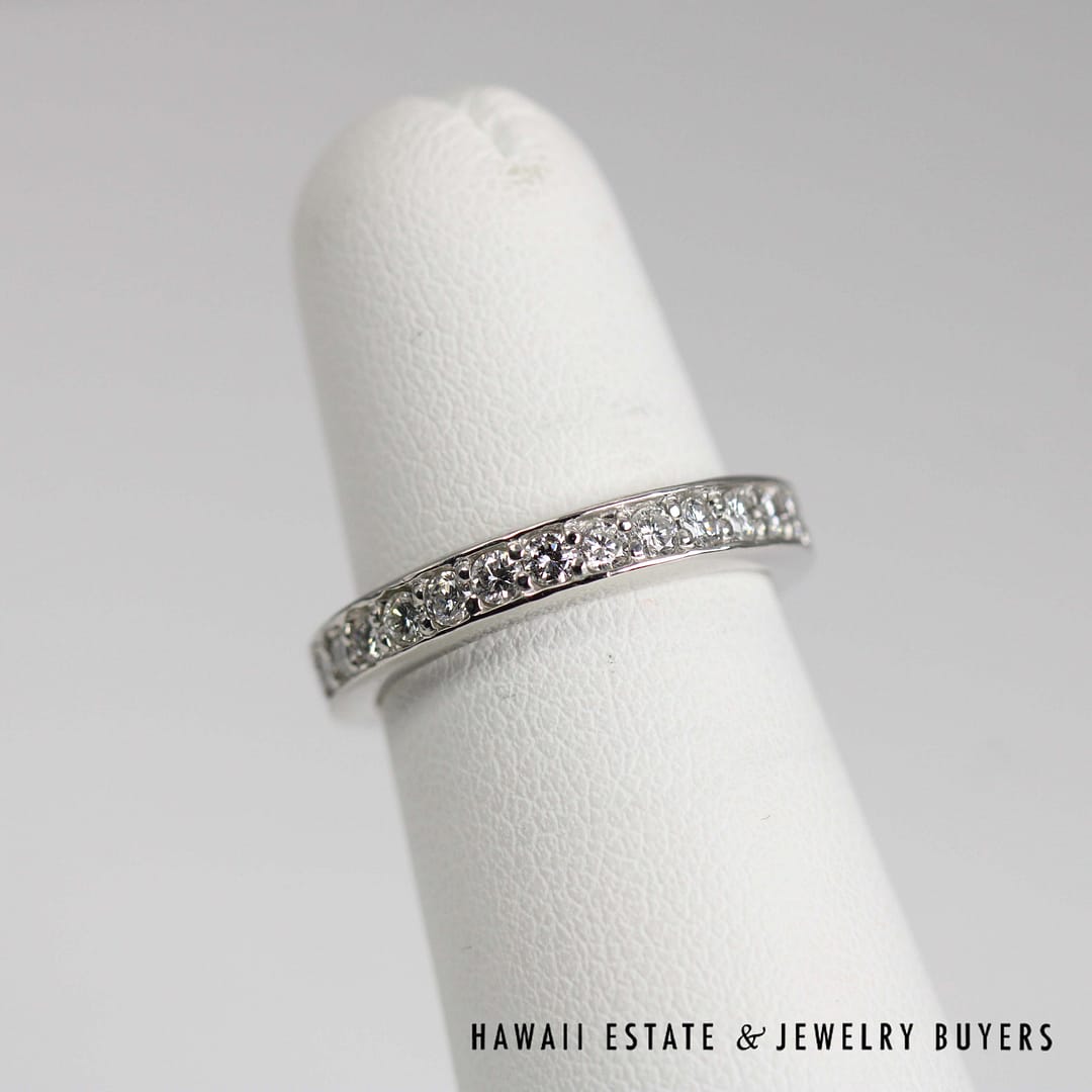 Platinum 1ctw Diamond Eternity Ring Size 5.25, 5.5g - Image 7