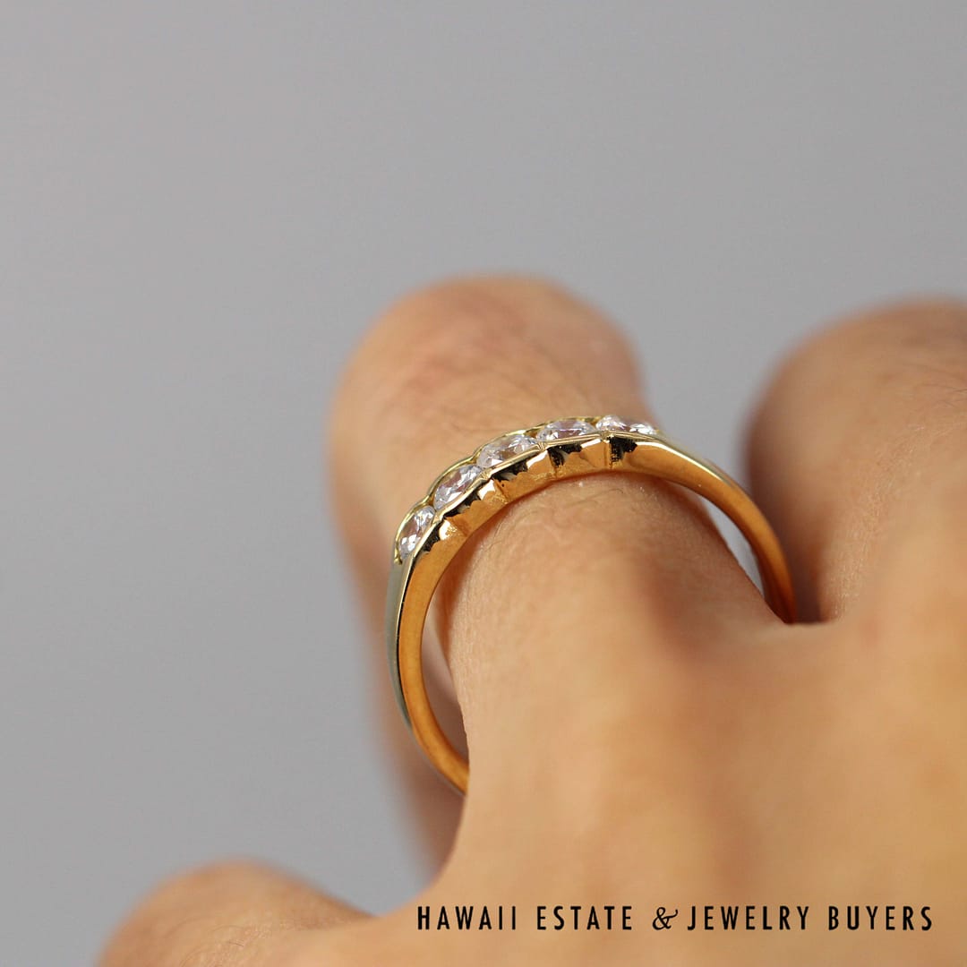 0.50ctw Diamond Half Bezel 18k Yellow Gold Band Size 6.25, 3.2g - Image 3