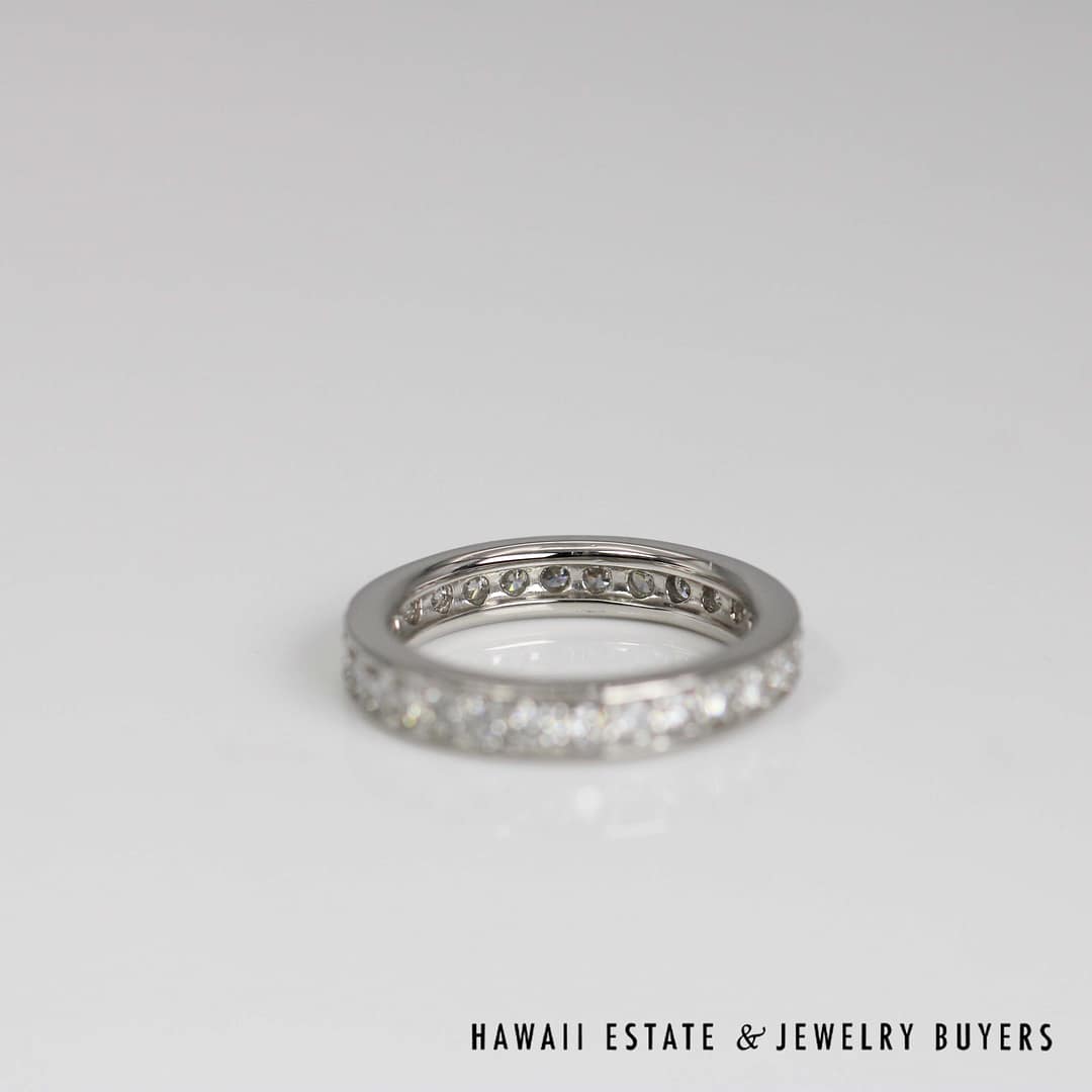 Platinum 1ctw Diamond Eternity Ring Size 5.25, 5.5g - Image 5