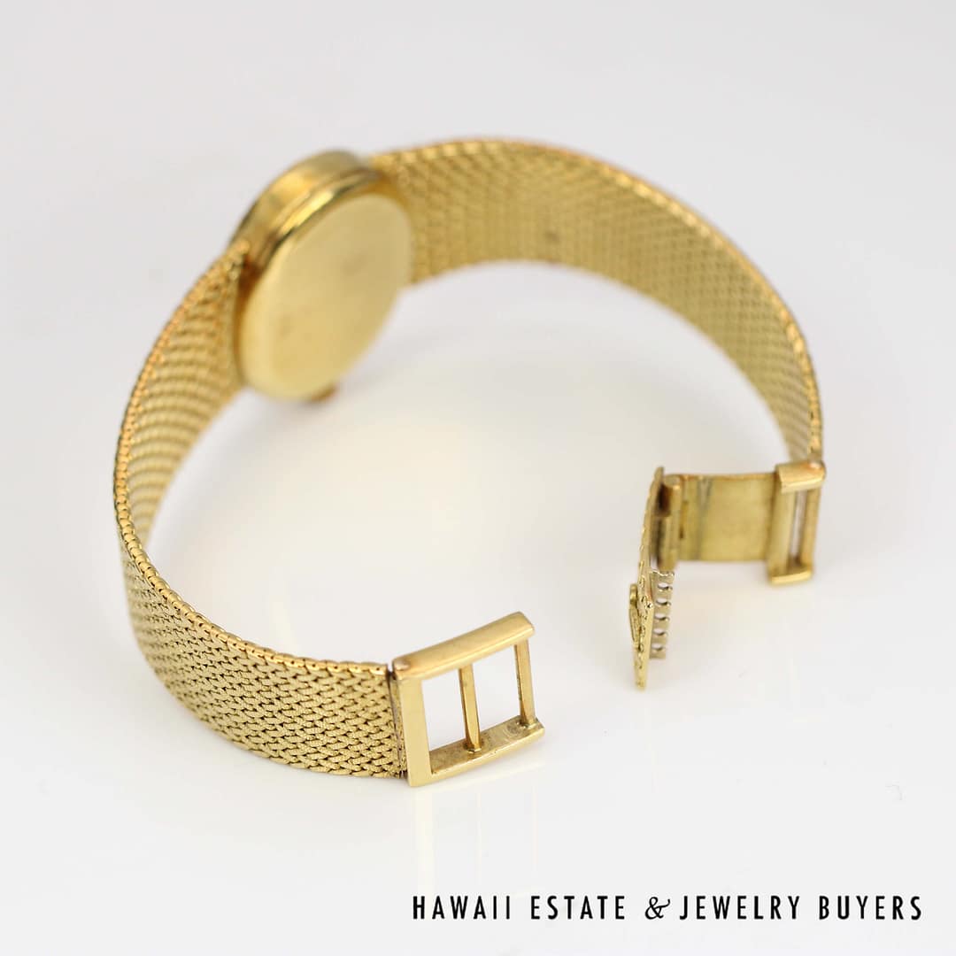 Corum Ladies 18k Yellow Gold Watch with MOP Dial Manual - Image 10