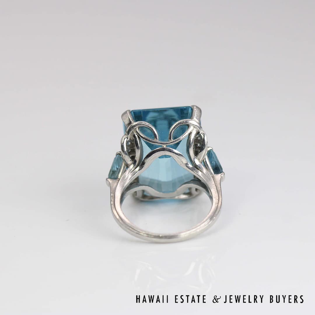 GIA 30ct Aquamarine 0.40ctw Diamond 1.50ctw Aquamarine Ring Plat. Size 8, 17.5g - Image 6