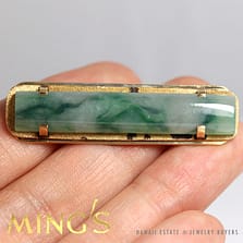 VINTAGE MING'S GREEN JADE BAR 14K YELLOW GOLD BROOCH PIN SIGNED